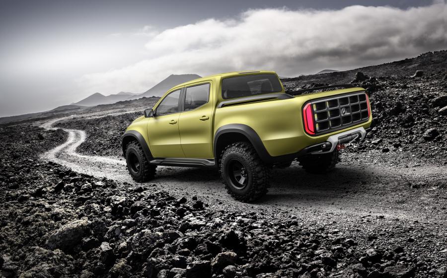  Mercedes-Benz Concept X-Class Powerful Adventurer (Br.470) 2016 года  (фото 6 из 12)